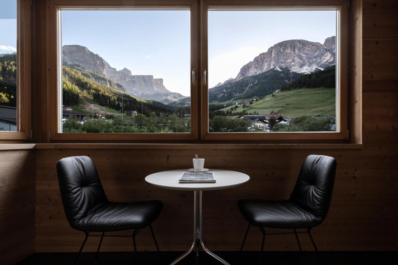 ホテル Ciasa De Munt Lifestyle Living コルヴァーラ・イン・バディーア エクステリア 写真