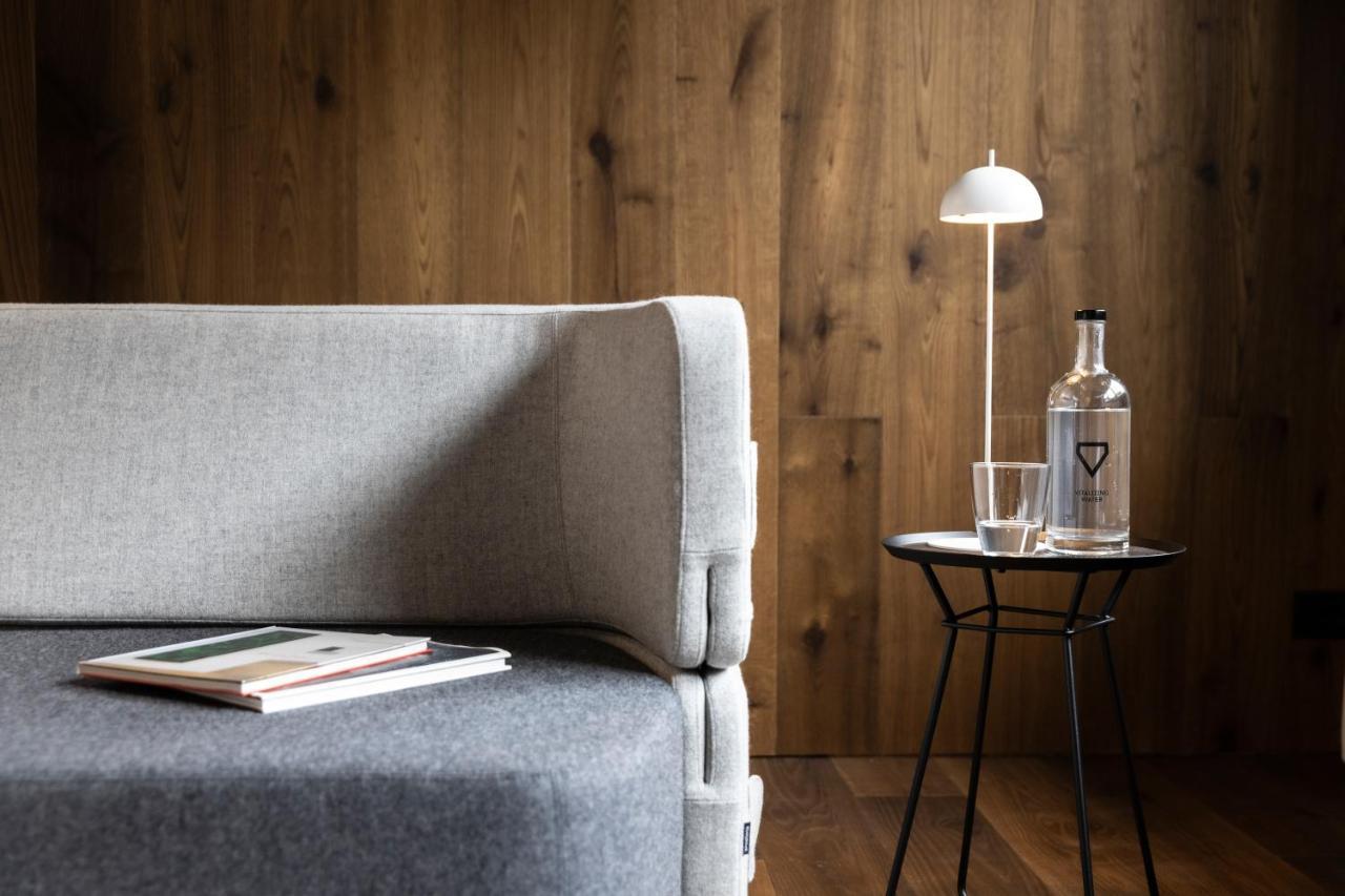 ホテル Ciasa De Munt Lifestyle Living コルヴァーラ・イン・バディーア エクステリア 写真