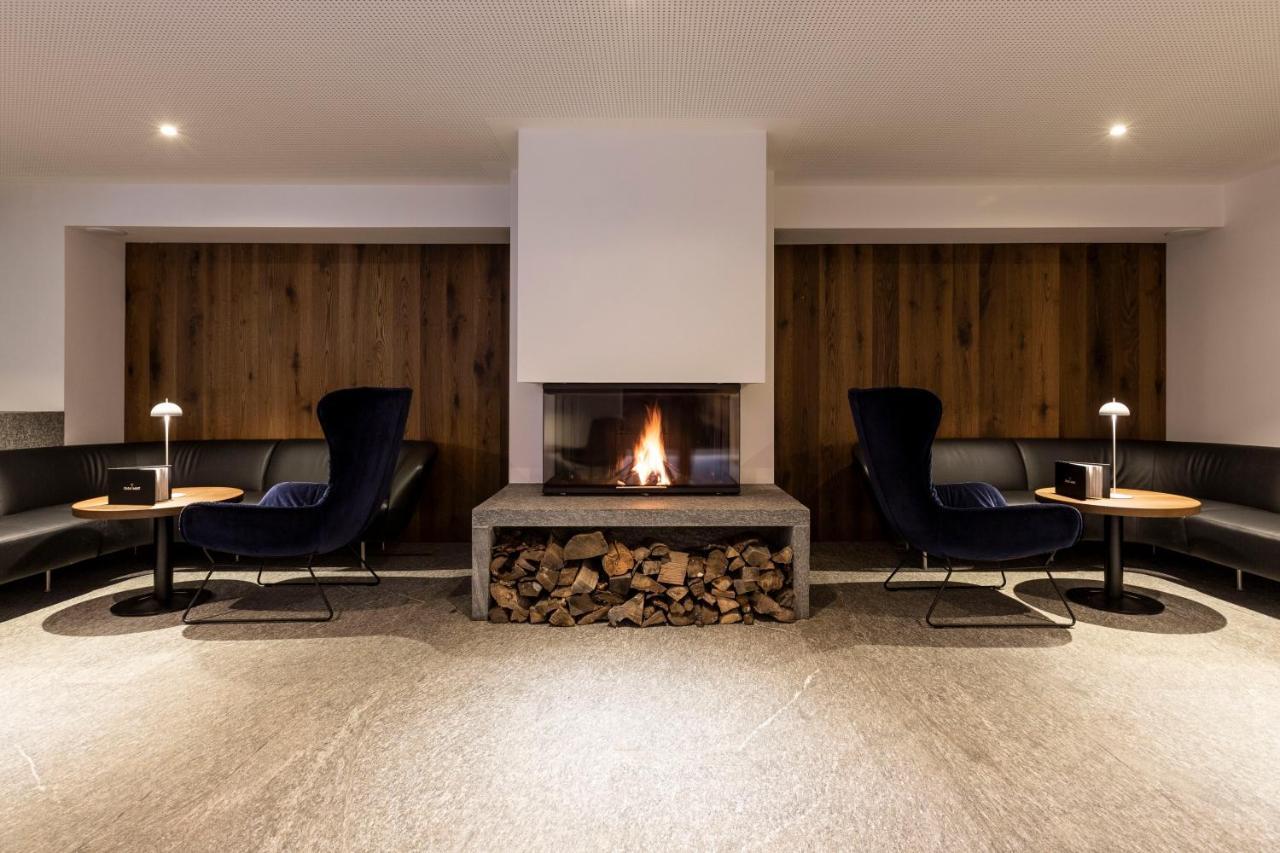 ホテル Ciasa De Munt Lifestyle Living コルヴァーラ・イン・バディーア エクステリア 写真