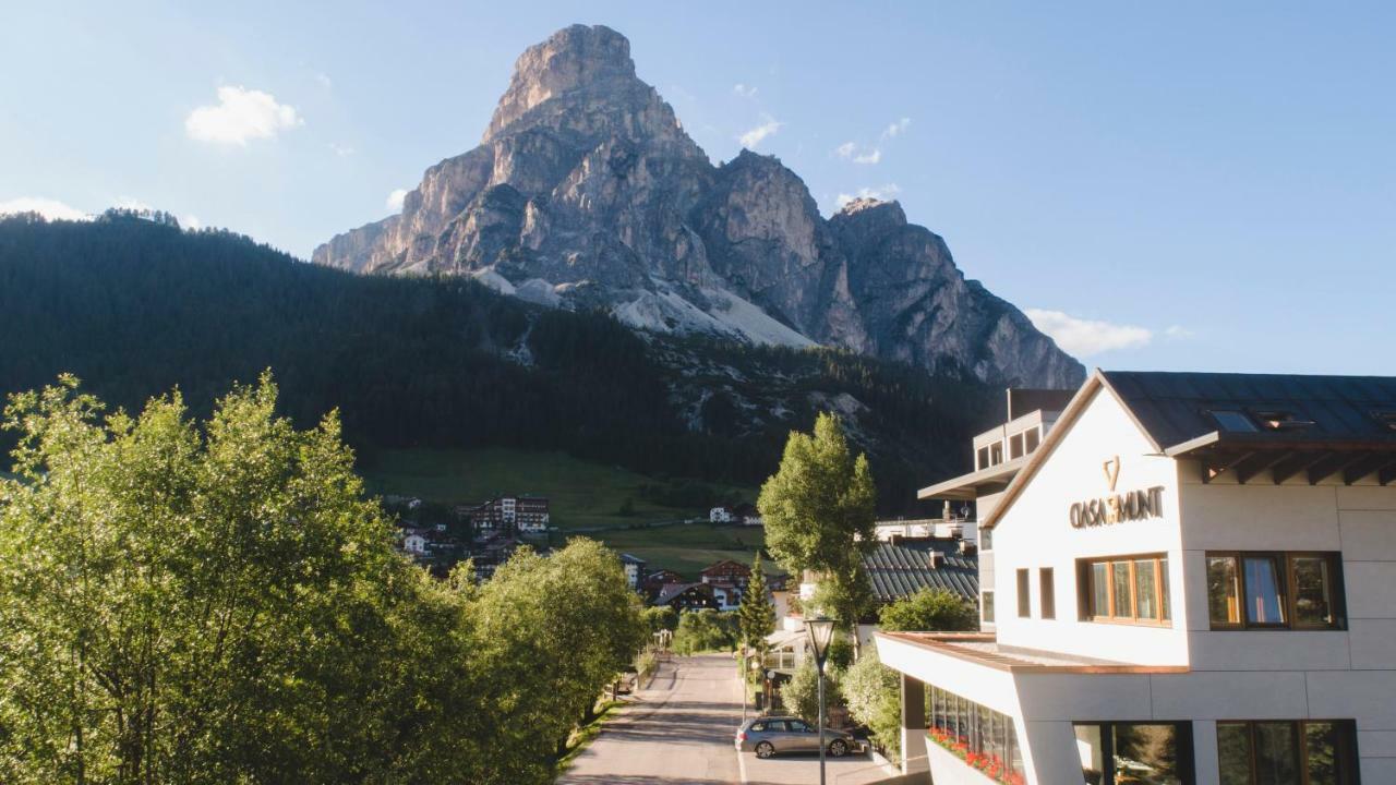 ホテル Ciasa De Munt Lifestyle Living コルヴァーラ・イン・バディーア エクステリア 写真